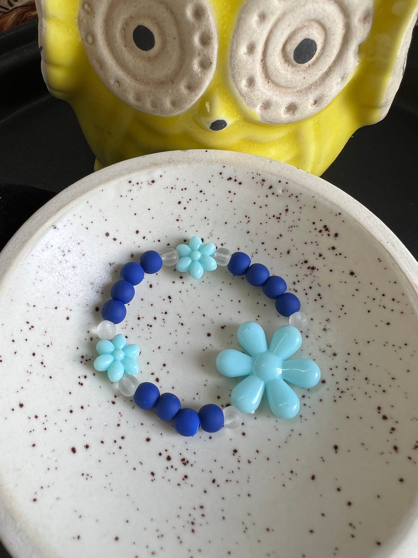 HOK Beautifully Designed Flower Beads Bracelets