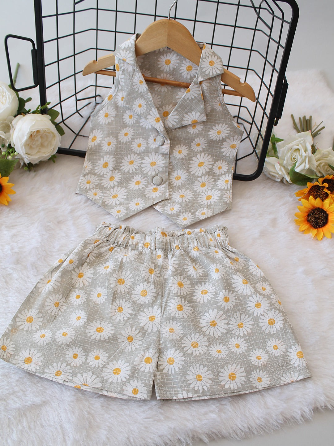 HOK Girls Beautiful Colar top & shorts Coord Set