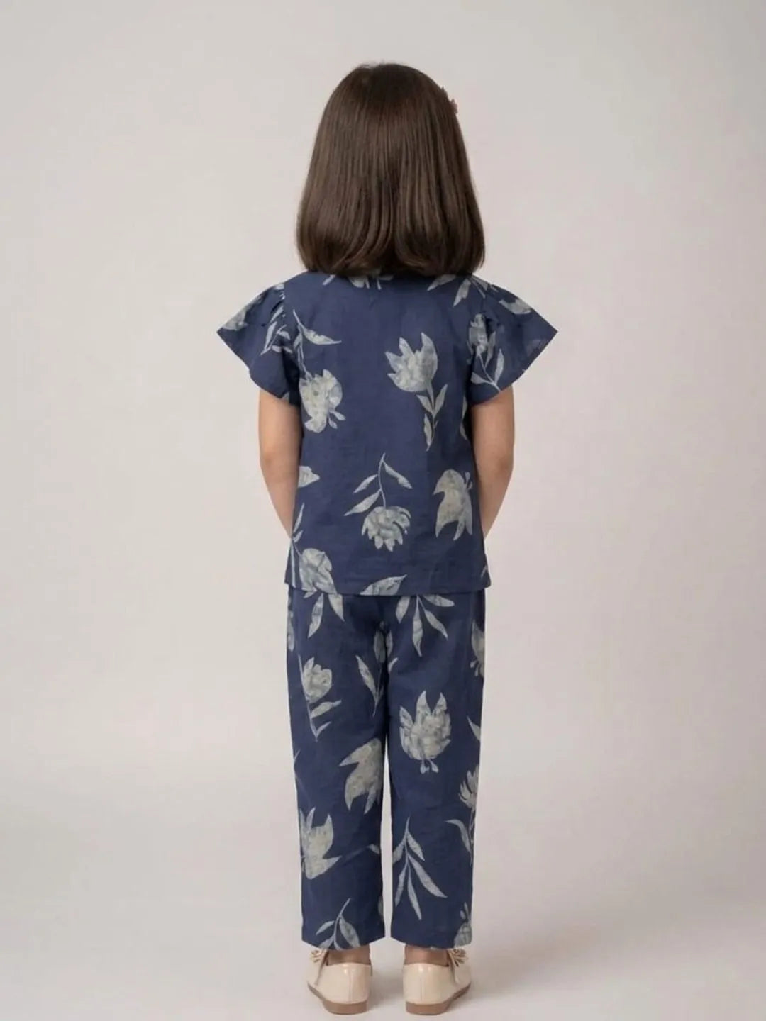 Back view of girls blue floral printed cotton co-ord set