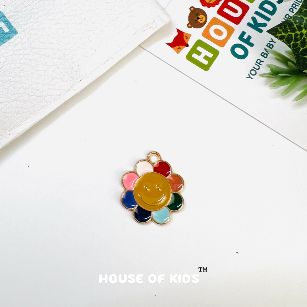 HOK Smiley Flower Charm