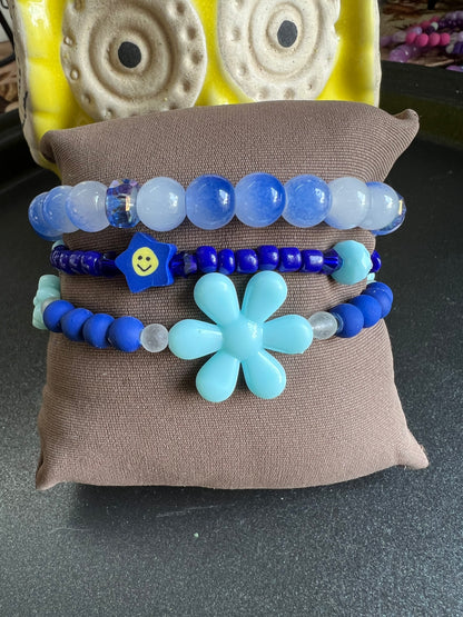 Beautiful Flower Stack Bracelet - Set of 3 - 11 Colours Available