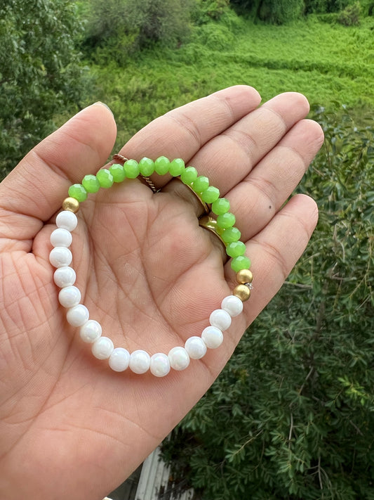 Green White Beads Bracelet