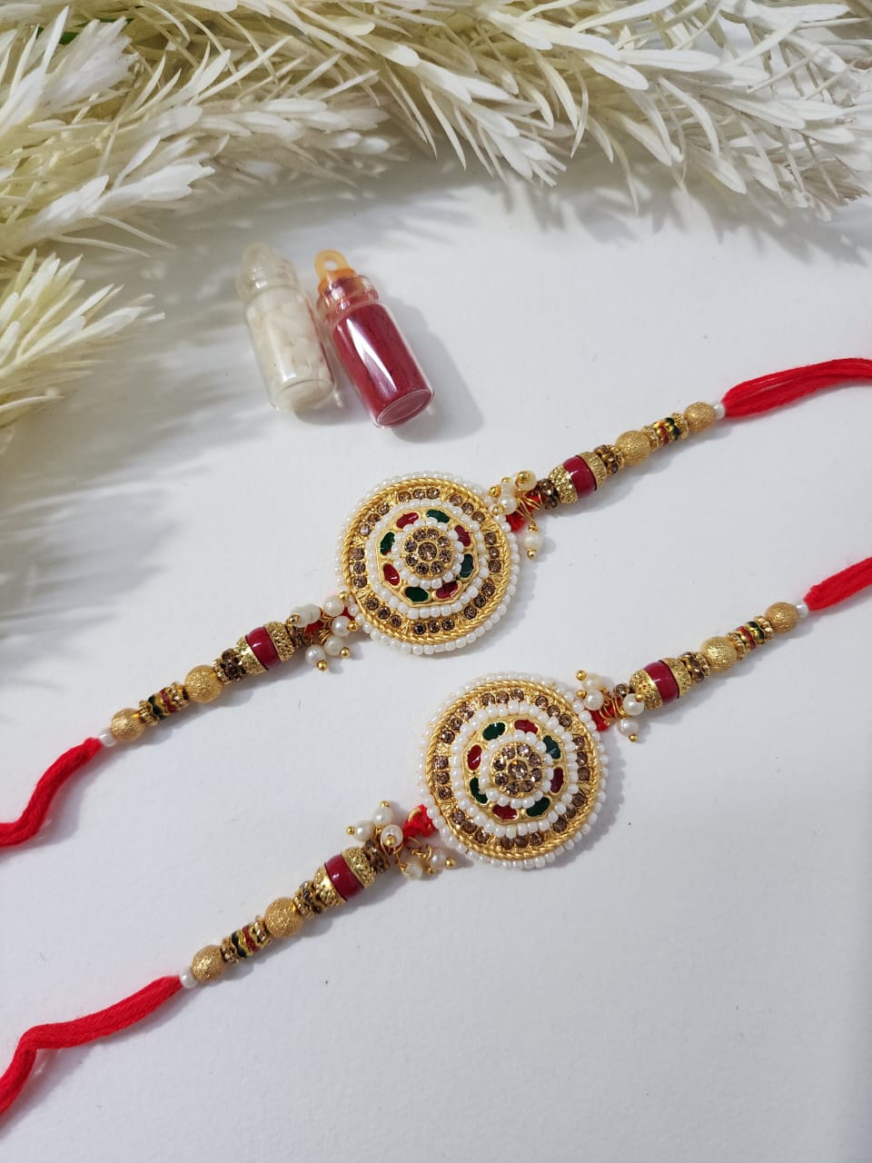 HOK Beautiful Traditional Design Rakhi