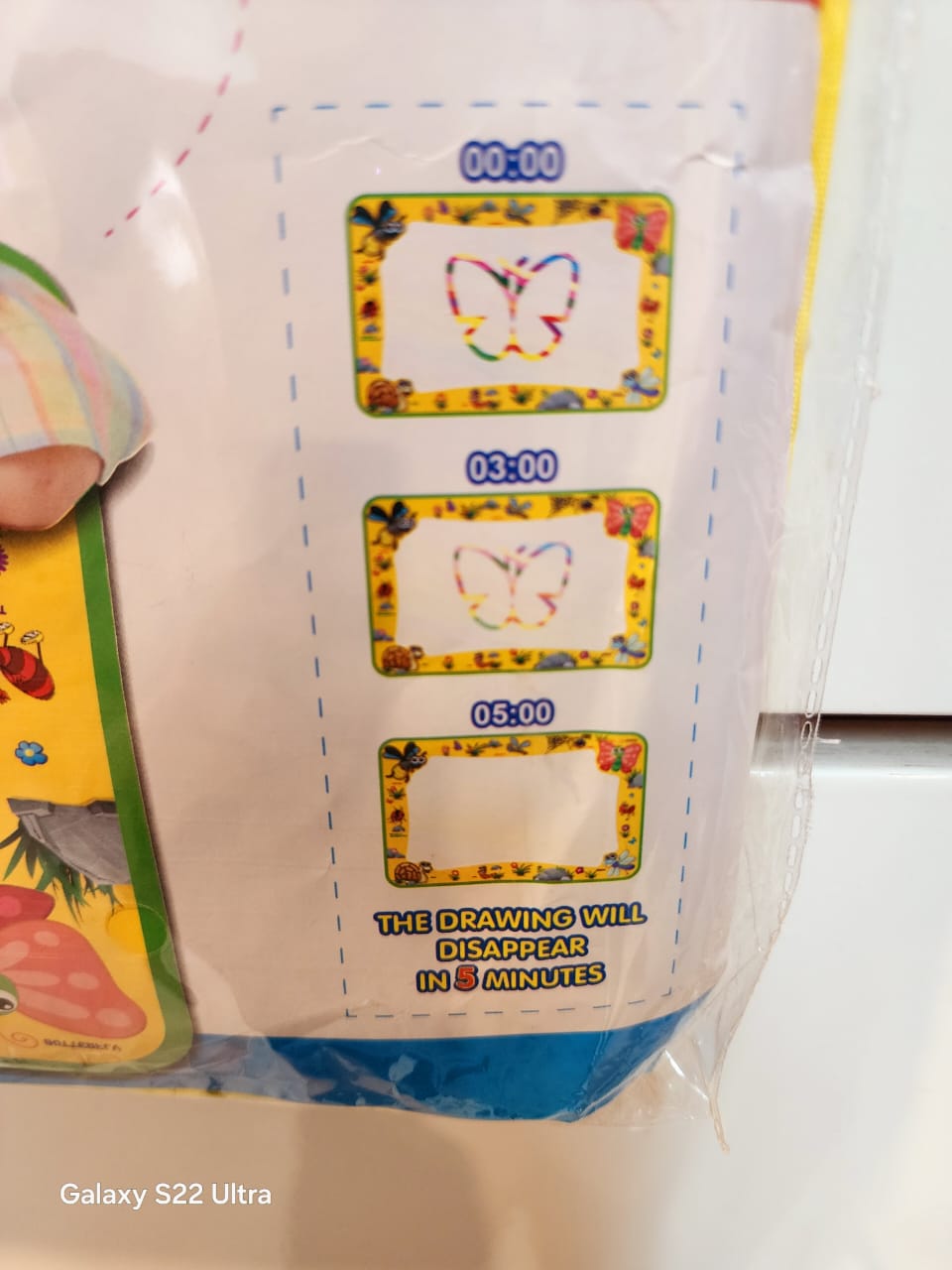 HOK Kids Water Doodle Mat with Rainbow Color Swatches