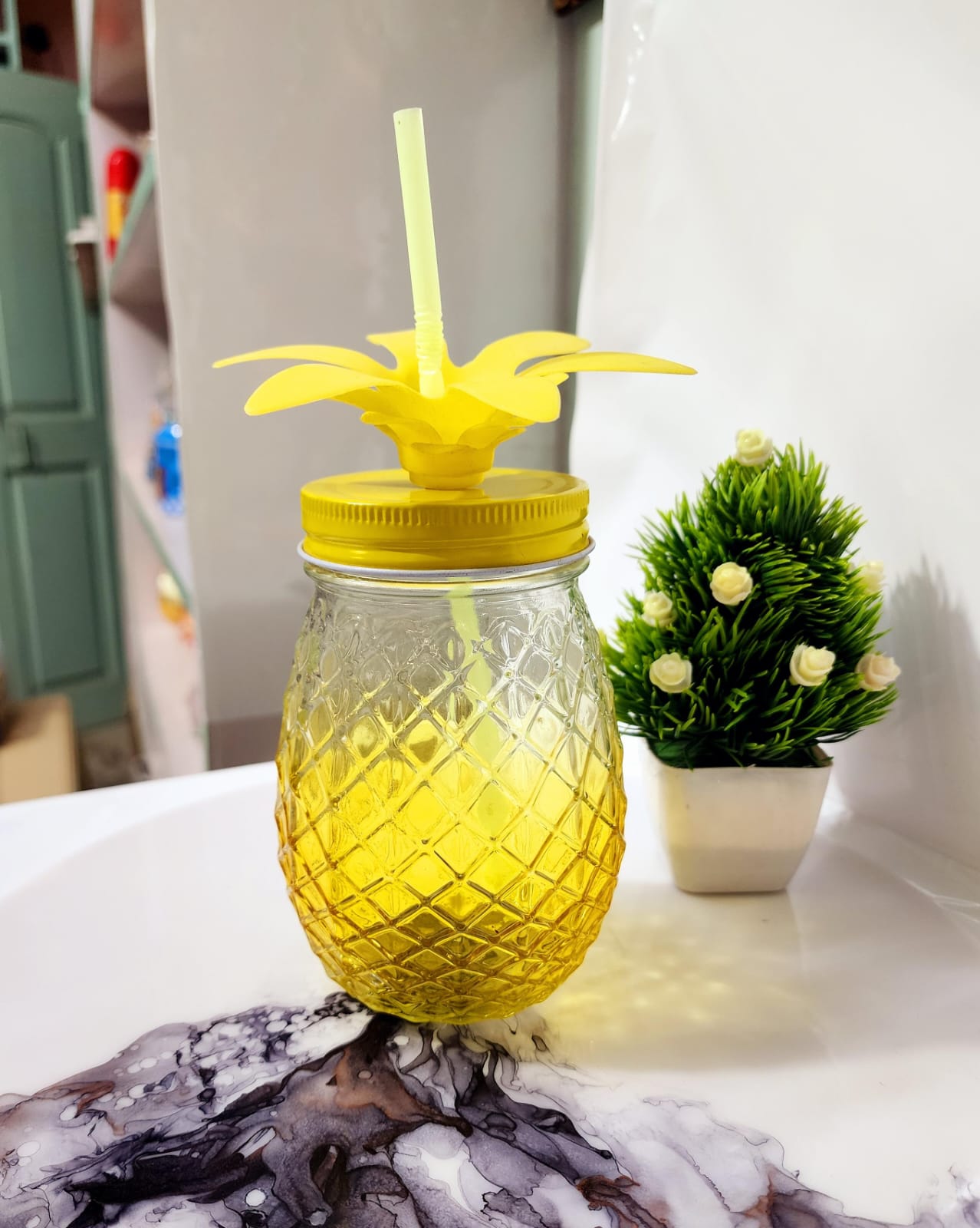 HOK Pineapple Design Sipper/Tumbler