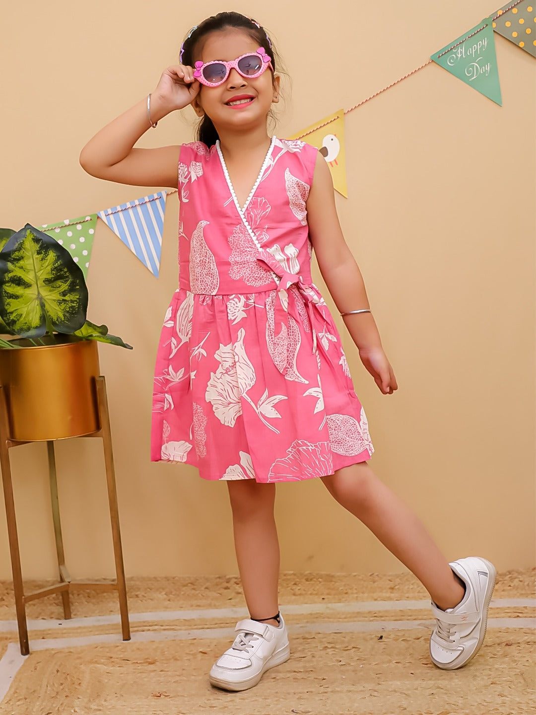 HOK Stylish Girls Sleeveless Floral Wrap-Look Dress with contrast Lace Piping