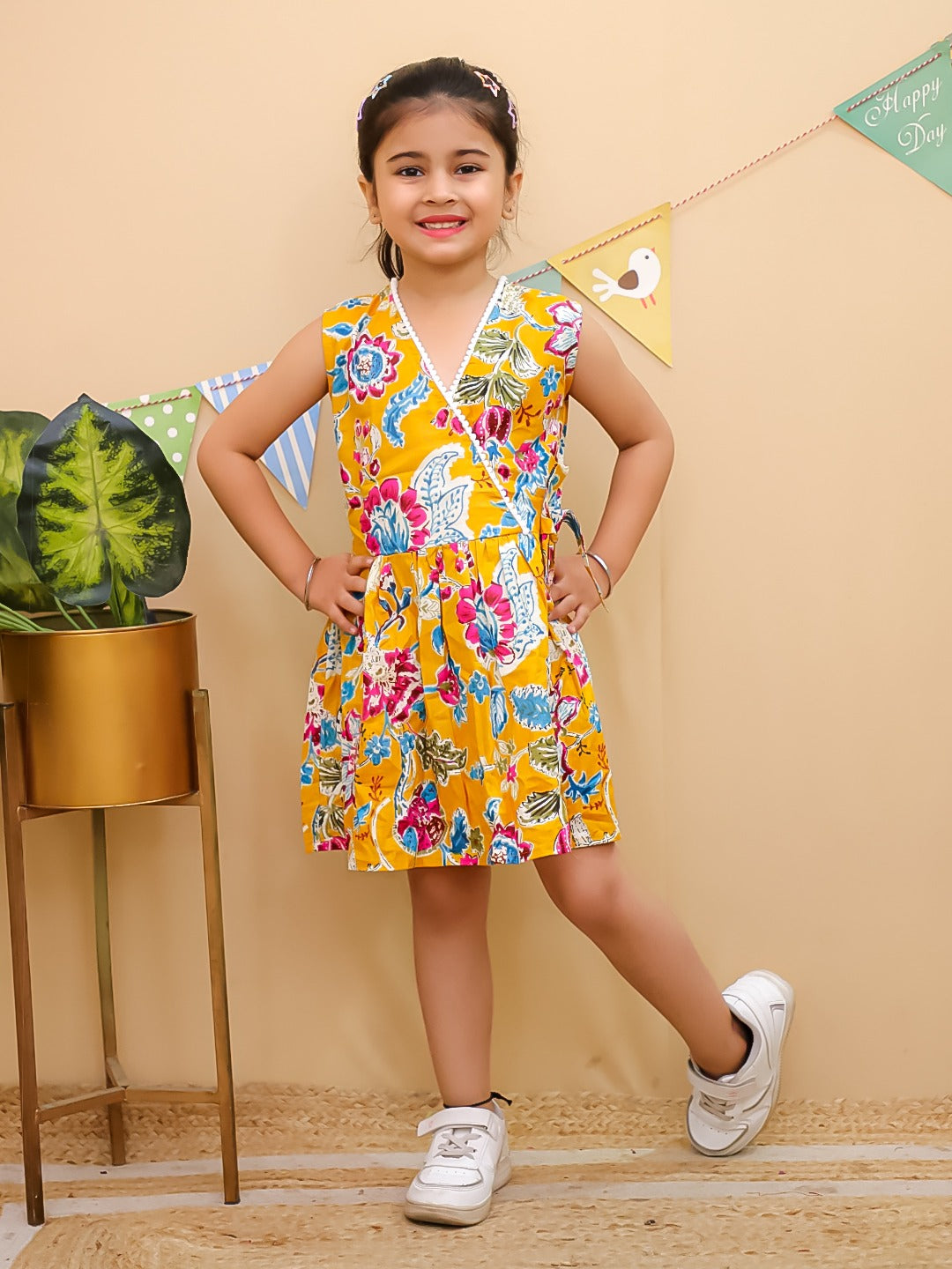 HOK Stylish Girls Sleeveless Floral Wrap-Look Dress with contrast Lace Piping