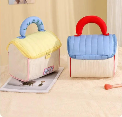 HOK Portable Large Capacity Cosmetic Organizer