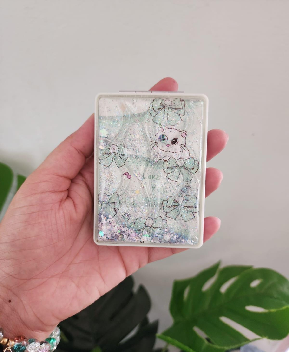 HOK Cute Glitter Compact Mirror- Pack of 1pc