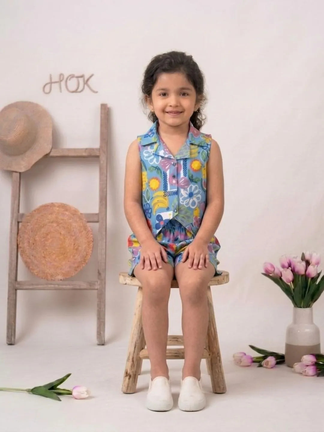 girls-cotton-coord-set-sitting-view_webp