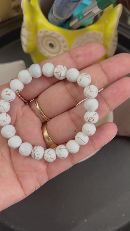 White Marble Finish Glass Beads Bracelet